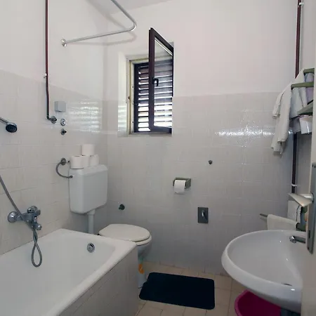 Xx Apartamento Petrčane